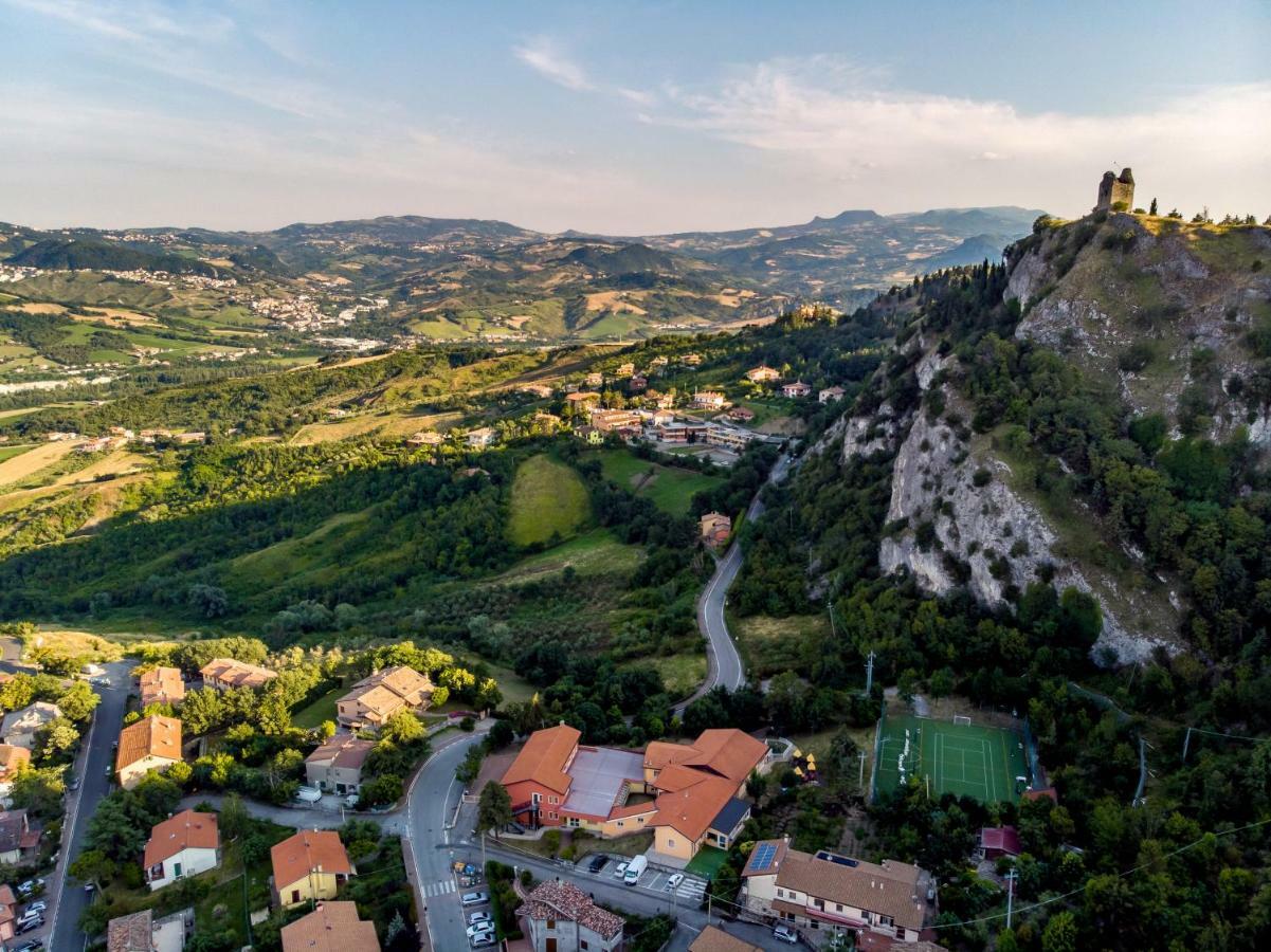 Torriana La Locanda Del Povero Diavolo Bed & Breakfast エクステリア 写真