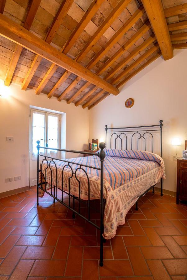 La Locanda Del Povero Diavolo Torriana エクステリア 写真