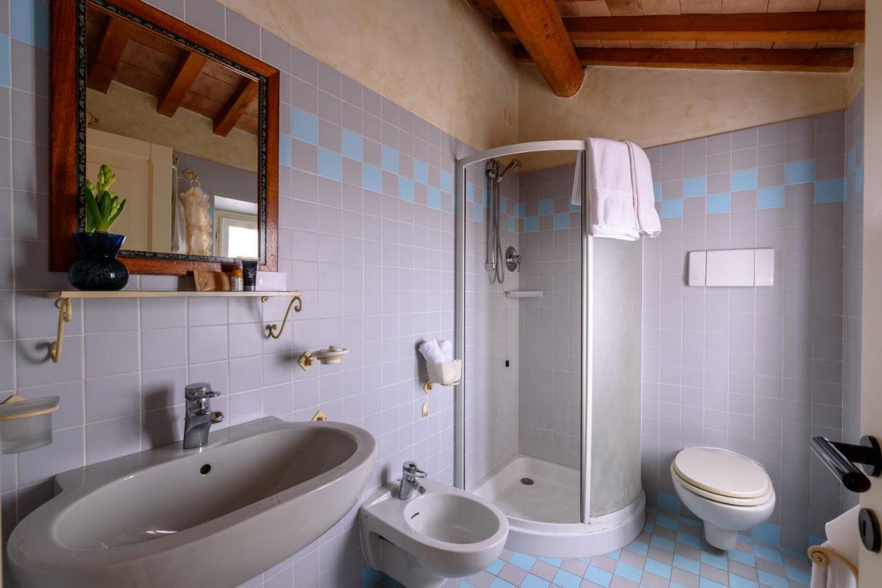 La Locanda Del Povero Diavolo Torriana エクステリア 写真